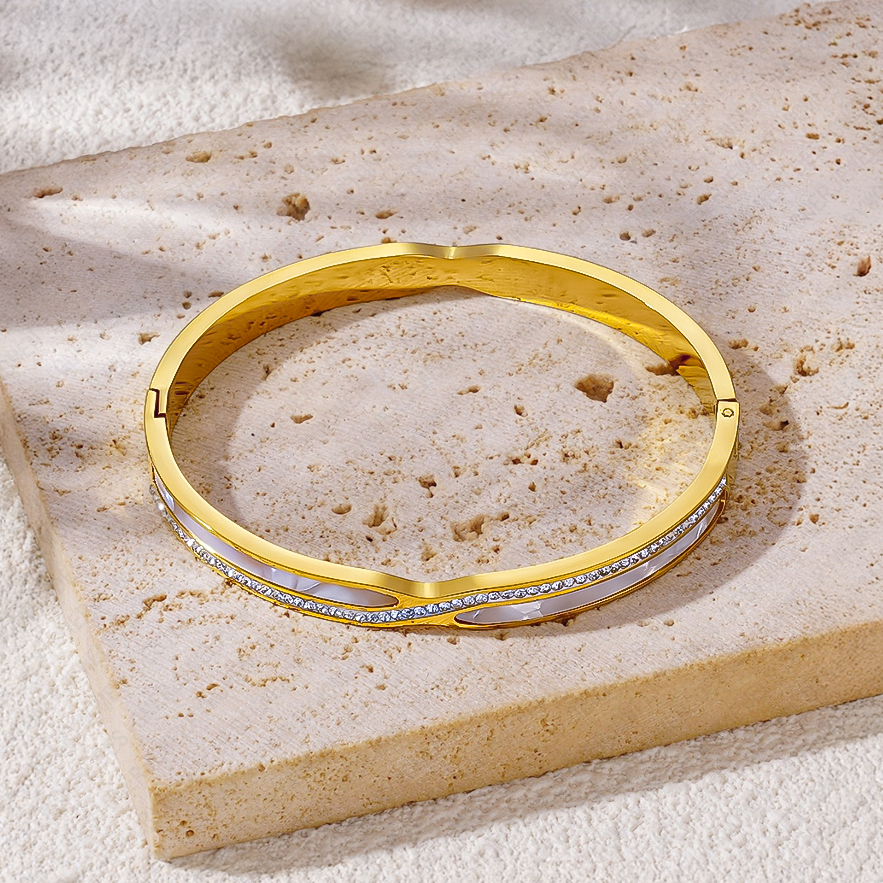 Designer Bracelet Bracelet for Women Gold Bangle Shell Bangles Luxury Jewlery Designer for Women Elegant Timeless Sparkling Gift Premium Exclusive Sig