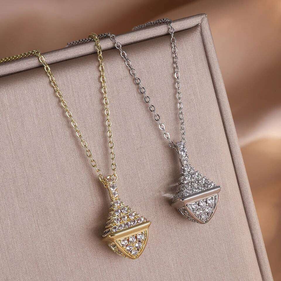 ZAKOL Shiny Micro-inlaid Zirconia Geometric Awl Pendant Necklace for Women Exquisite Fashion Jewelry Gift 2025 New