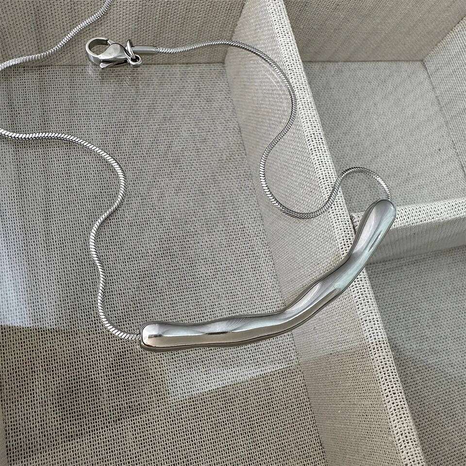 ZAKOL European and American Stainless Steel Gold Color Collar Bone Chain for Women Fashion Short Necklaces Jewelry