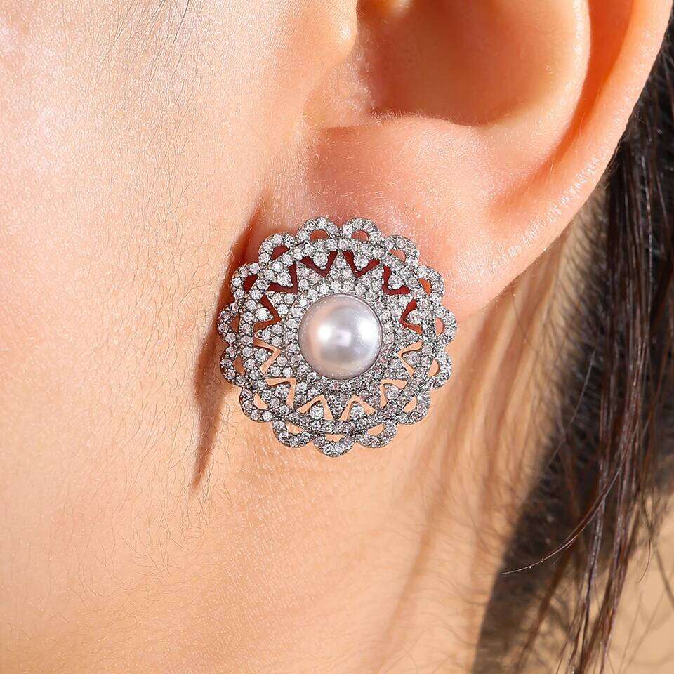 ZAKOL Luxury Classic Clear Cubic Zircon Round Flower Imitation Pearl Stud Earring Retro Palace Style Party Accessories for Women