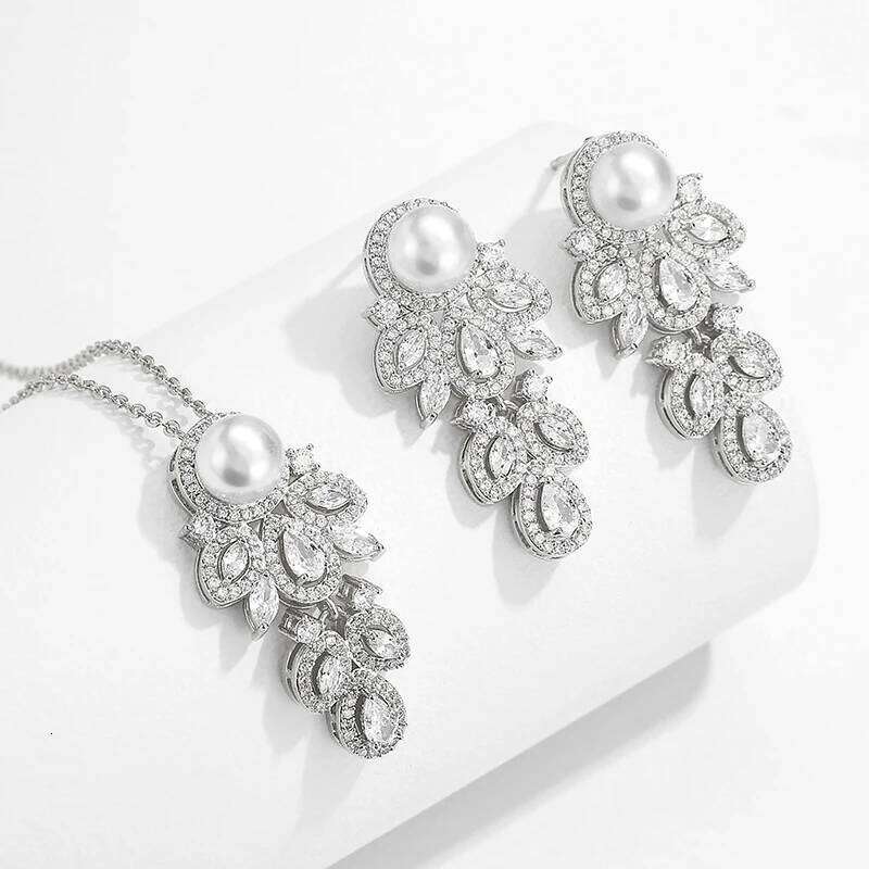 ZAKOL Elegant Shiny Leaf Zircon Dangle Earrings for Women Bridal Ear Accessories Luxury Wedding Party Jewelry Gifts
