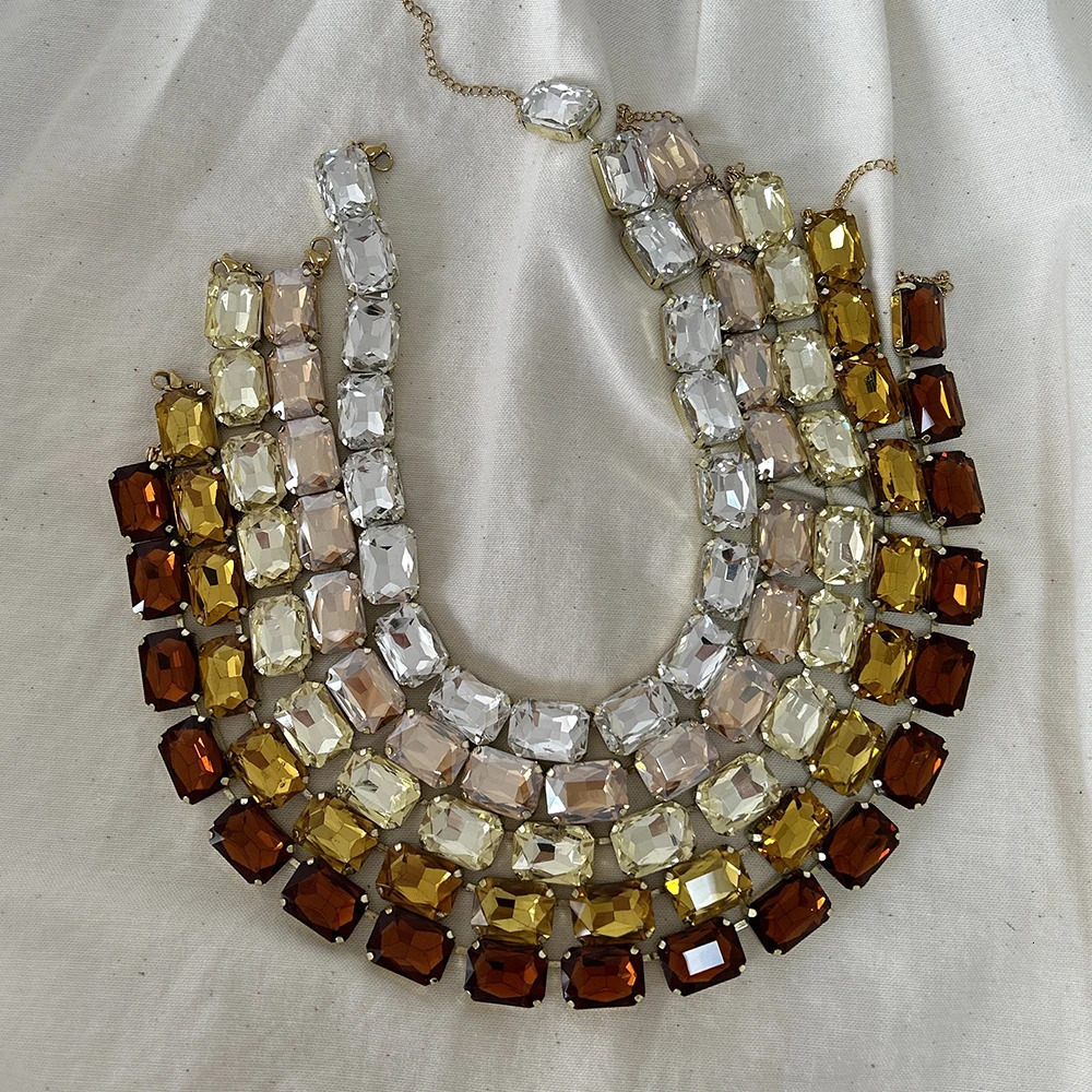 Cut Colored Crystal Necklace for Women Simple Sparkling Rectangular Glass Set Fashion Necklace 251223