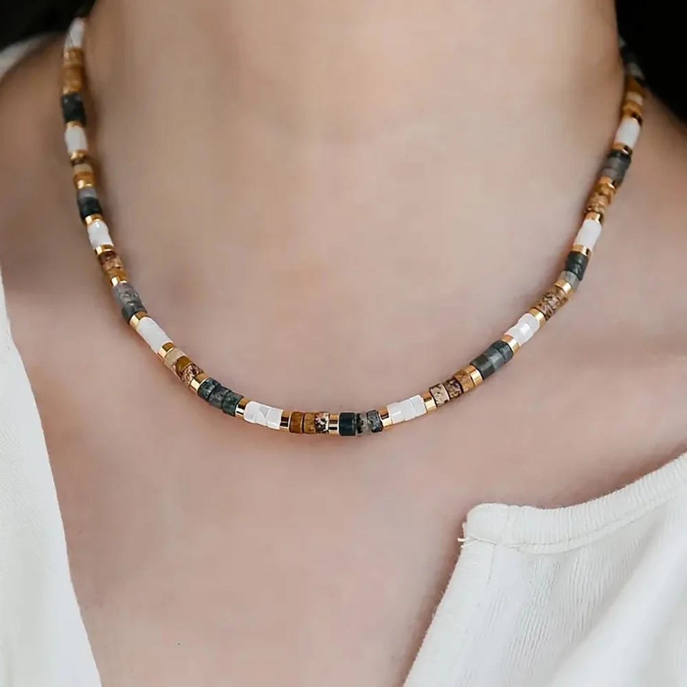 Retro Niche Sense Round Stone Necklace Simple National Style Beaded Collarbone Chain All-Matching Necklaces Female 251223