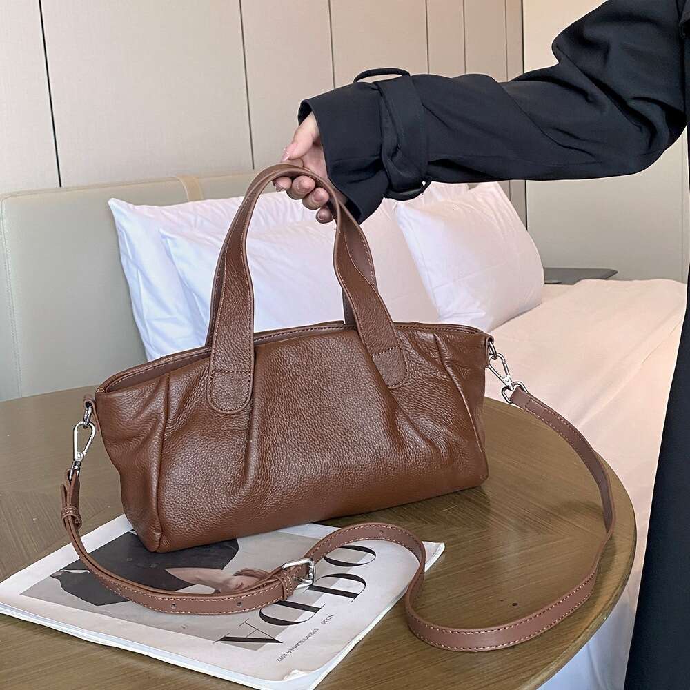 Luxury Shoulder Bags Totes Hobo Natural Cowhide Leather Bag For Women Crossbody New Fashion Handbag Simple Large Capacity Commuter Tote Lazy Style