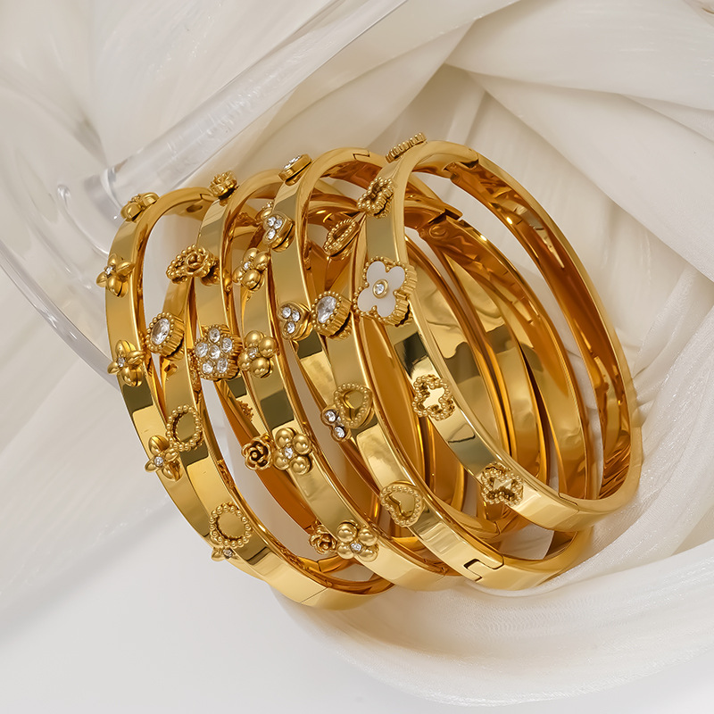 2026 New Gold Tone Bracelet Four-Leaf Clover Bangle High-End Luxury Jewelry For Women Bracelet Moissanite Chain Flower Heart Buckle Bracelet Party Gif