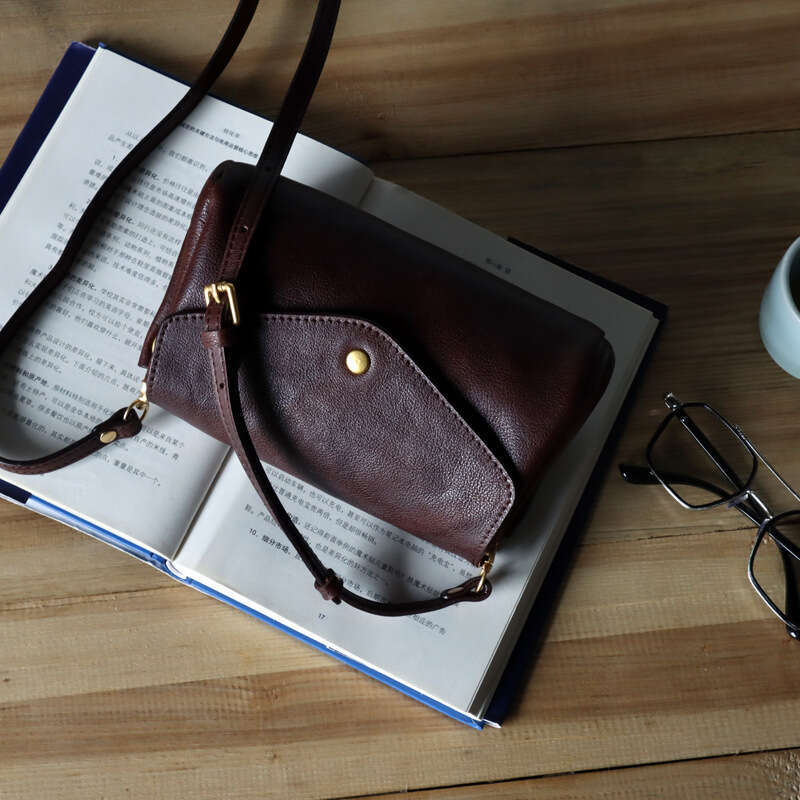 Vintage Cowhide Genuine Leather Clasp Mini Small Crossbody Women's Shoulder Bag New Model SHANGFANNI