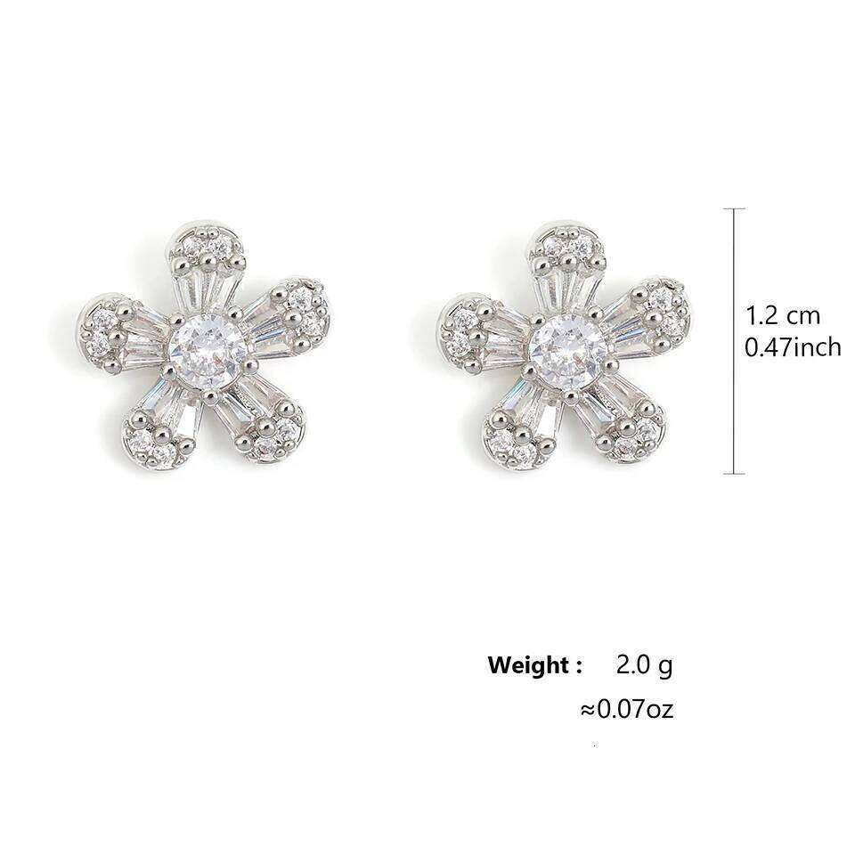 ZAKOL Brand Shiny AAA Zircon CZ Five Leaf Flower Stud Earring for Women Exquisite Engagement Birthday Jewelry Gift