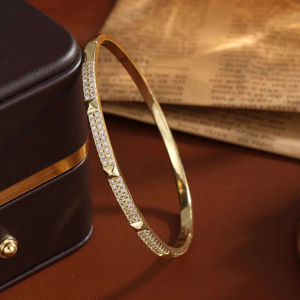 ZAKOL Shiny Full Zircon Bracelet Bangle For Women Minimalist Fashion Geometric CZ Birthday Jewelry Gifts