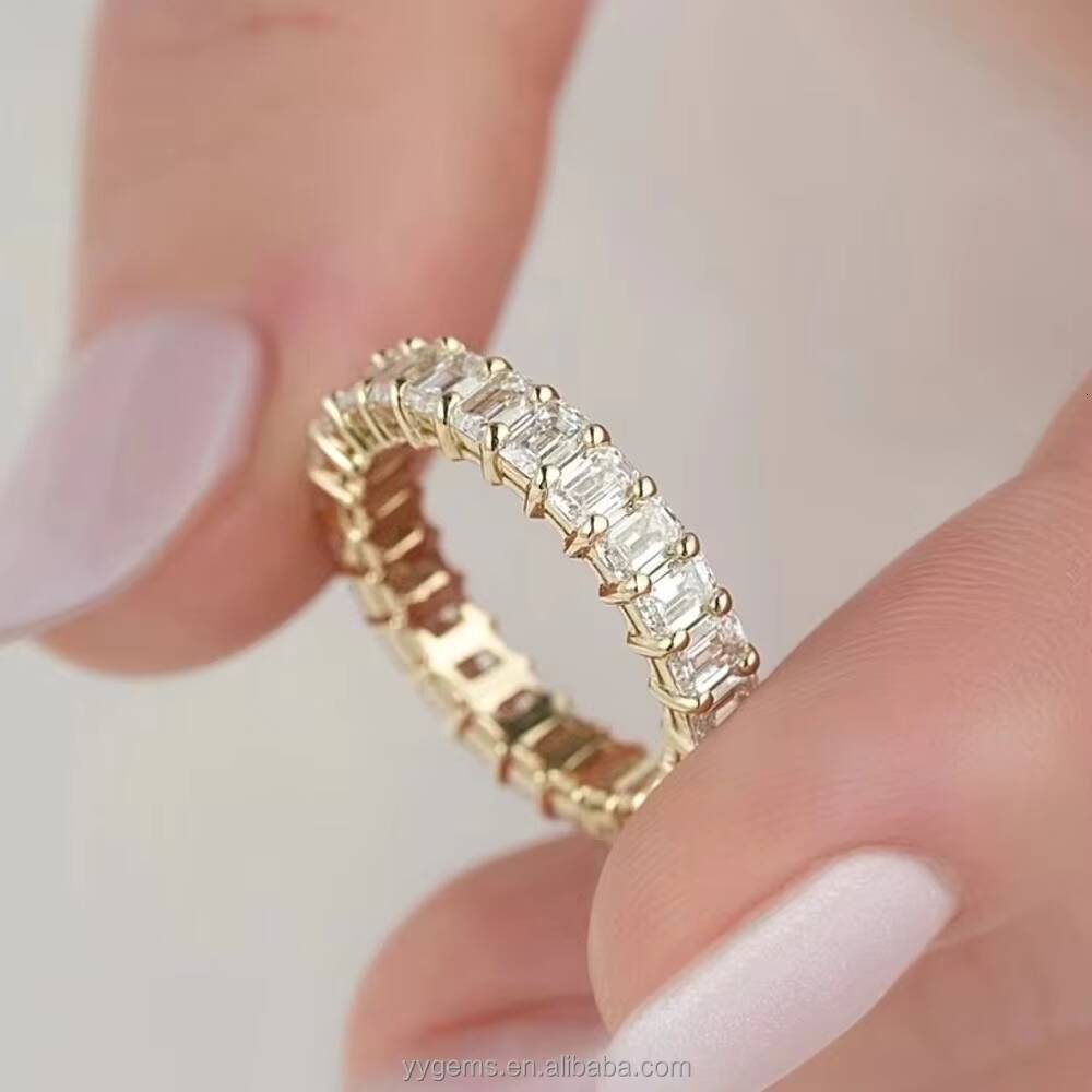 Yu Ying Custom 14K Women Engagement Band Emerald Cut Moissanite Diamond Fashion Eternity Wedding Rings Jewelry