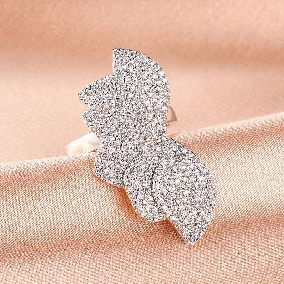 ZAKOL Classic Micro Paved Zirconia Three-dimensional Leaf Flower Open Rings for Women Exaggerated Fashion Wedding Party Jewelry