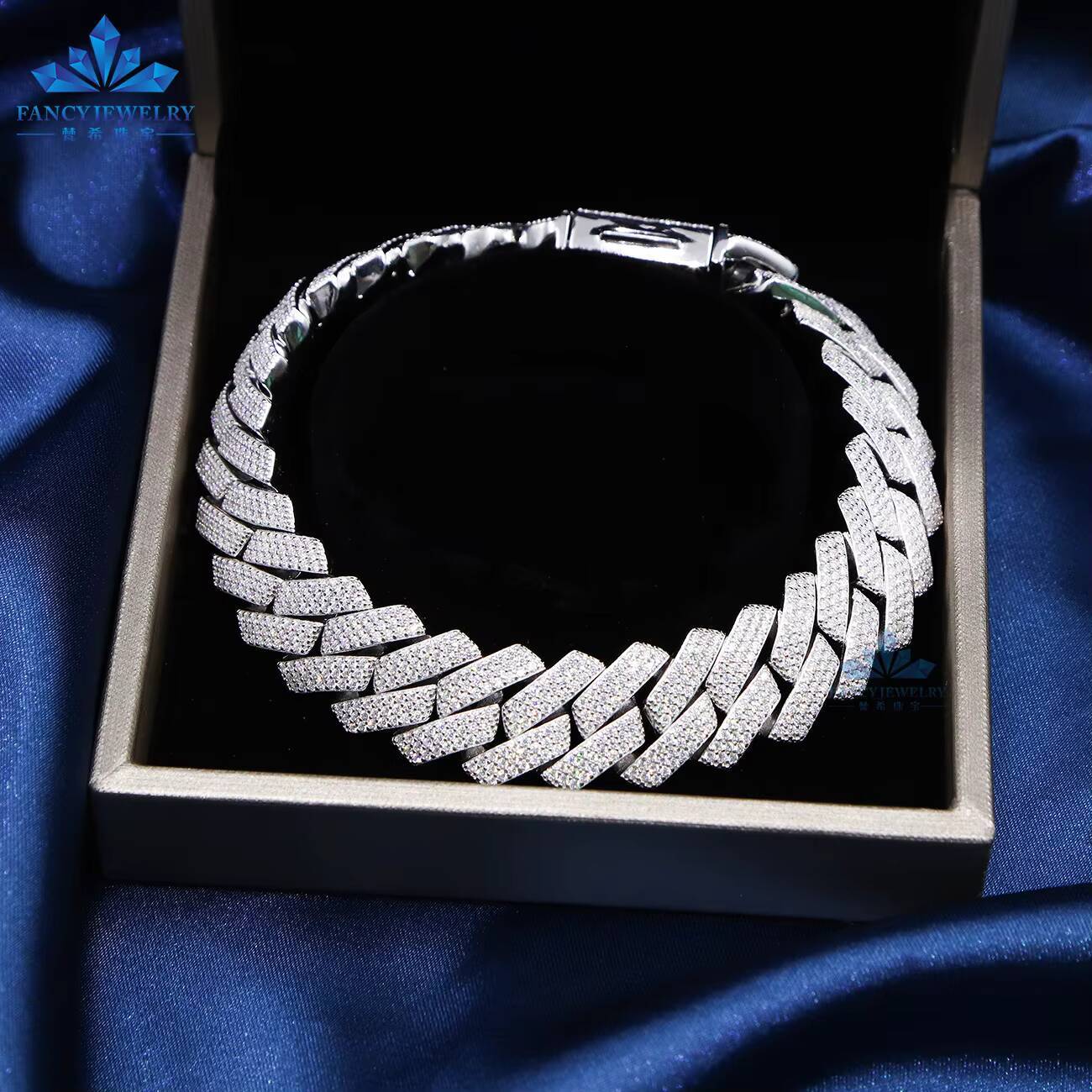 Iced Out 15mm VVS Moissanite Cuban Link Chain 925 Sterling Silver with Gold Plating Passes Diamond Tester Hip Hop Bracelet