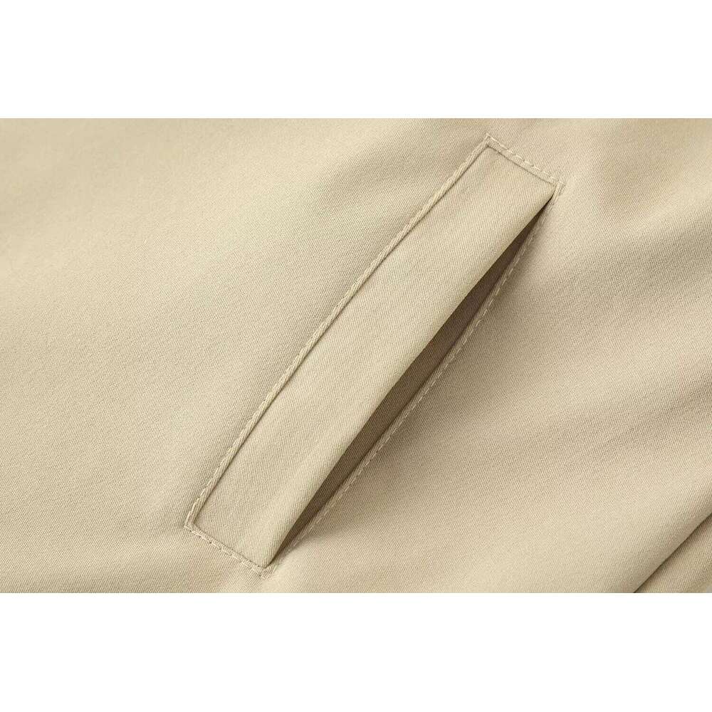 Women Casual Loose Contrast Plaid Inside Stand Collar Jacket 2026 Designer Fashion New Autumn Fashion High Street Coat