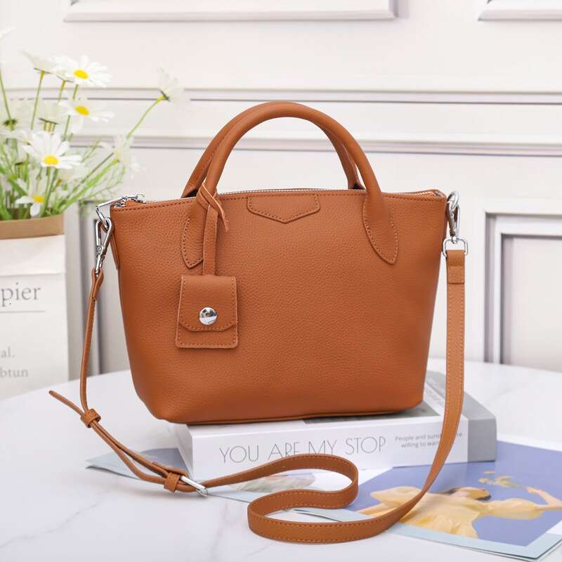 Luxury Shoulder Bags Totes Hobo Genuine Women S Top Layer Cowhide Togo Commuter Soft Leather Handbag Crossbody Large Bag Casual Versatile Practical