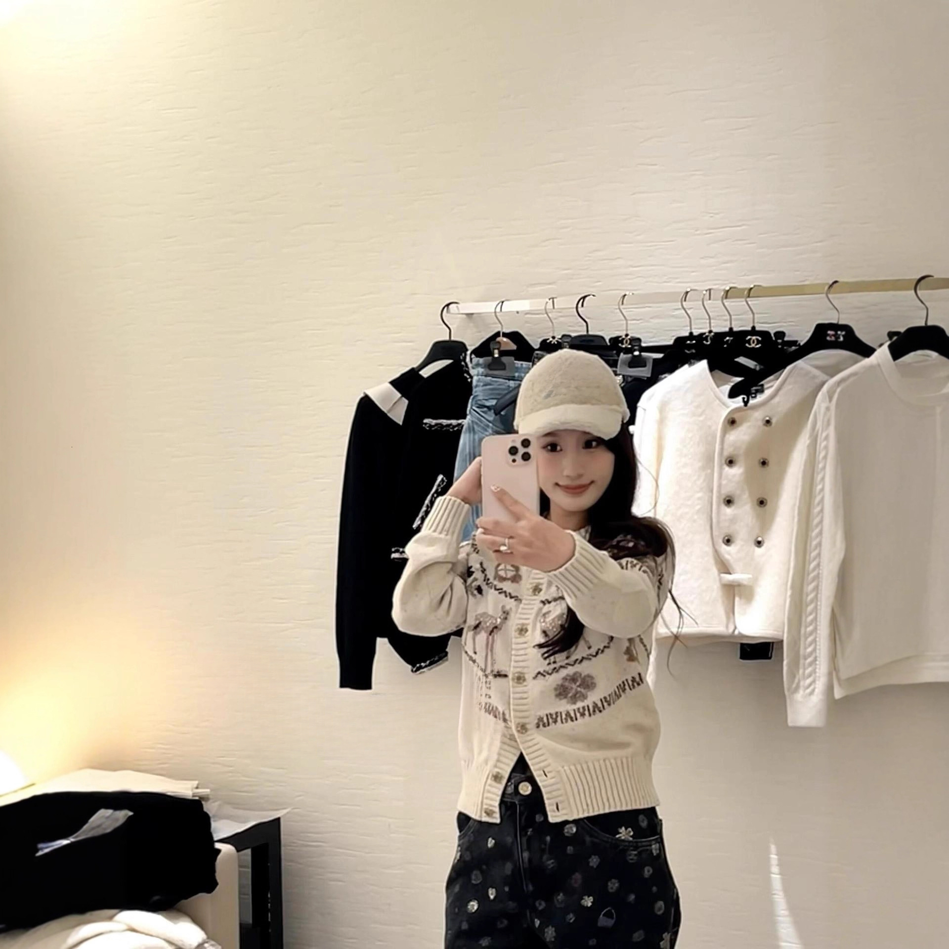 Xiaoxiangjia Ski Series Reindeer Christmas Full Atmosphere Retro Style Pullover Knitted Sweater