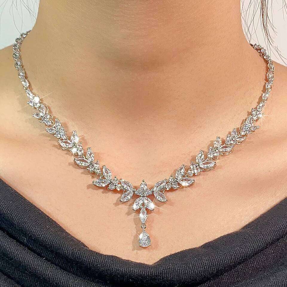 ZAKOL Luxury Brilliant AAA Zirconia Leaf Necklace for Women High Quality Shiny Zircon Pearl Drop Bridal Wedding Party Jewelry