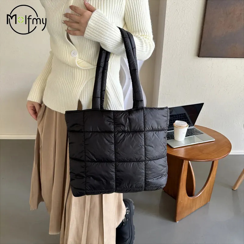 Winter Padded Shoulder Bag for Women Large Capacity Top HandleBag Winter Quilted Cloud Handbag Shopping Bags Bolsas Para Mujeres251222