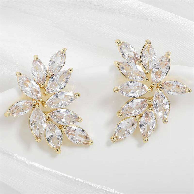 ZAKOL Fashion Sliver Color Leaf Cubic Zircon Stud Earrings for Women Shinny Crystal Flower Earring Jewelry