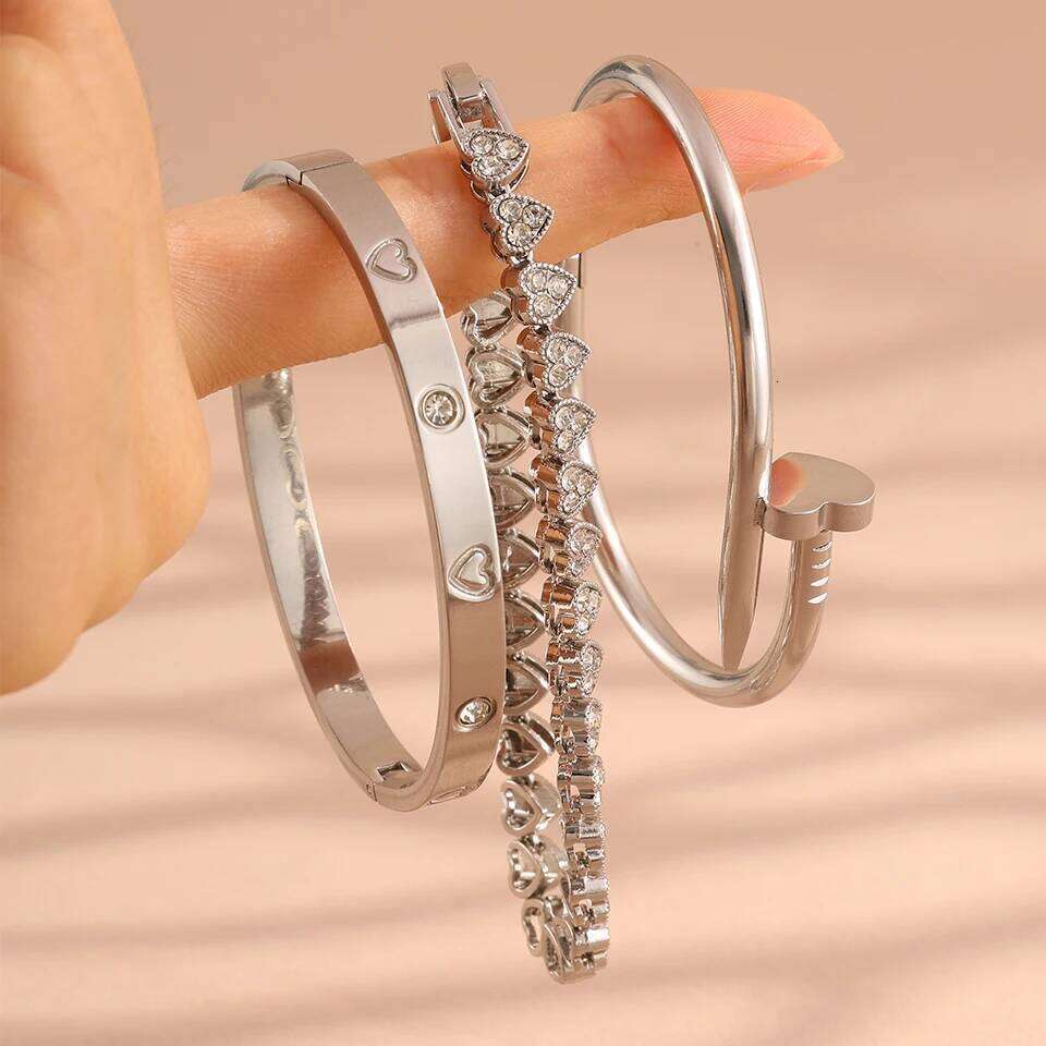 ZAKOL 3Pcs/Set Shiny Heart-shaped Rhinestone Stainless Steel Bracelet Hip-hop Rock Fashion Stackable Bangles Jewelry