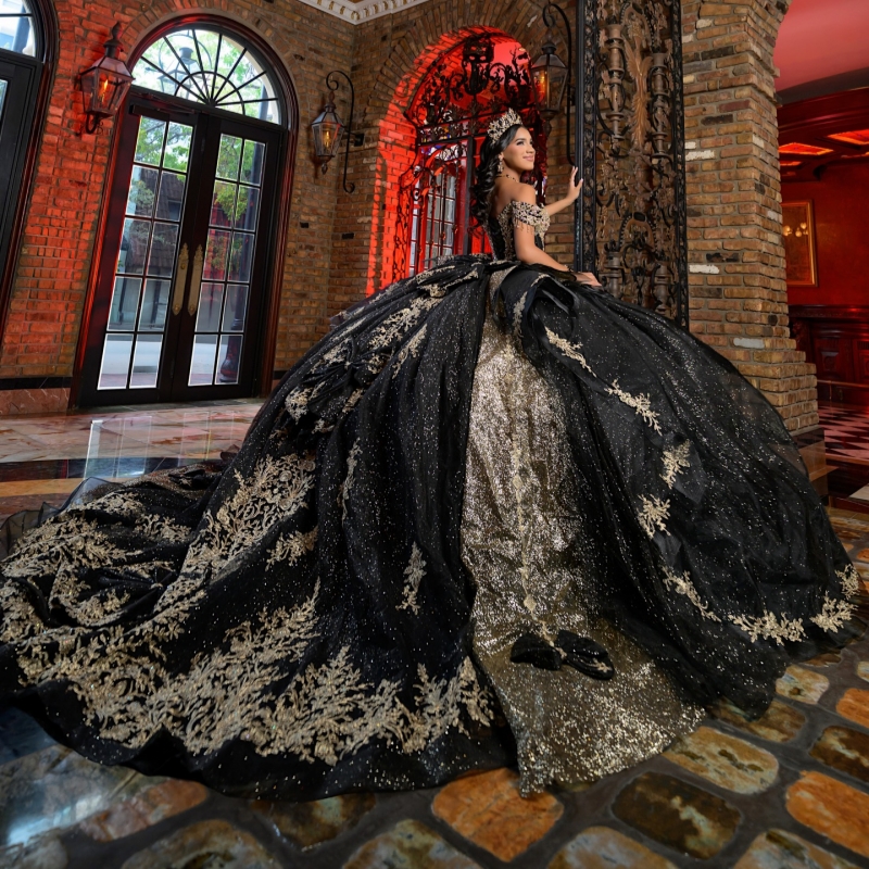 Black Shiny Quinceanera Dresses Off The Shoulder Applique Lace Beading Crystal Tull Ball Gown Vestidos De 15 Anos Sweet 16 Dress