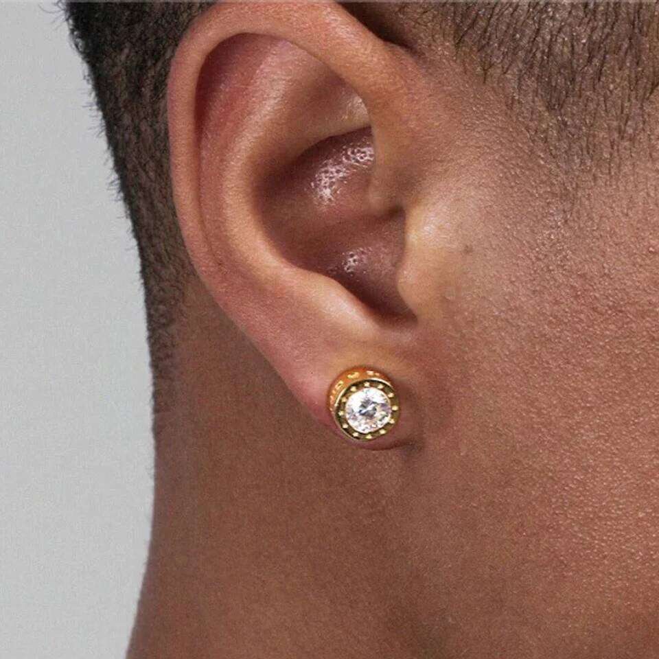 ZAKOL Fashion Stainless Steel Acrylic Crystal Stud for Women Men Roman Numerals Small Earring Accessories