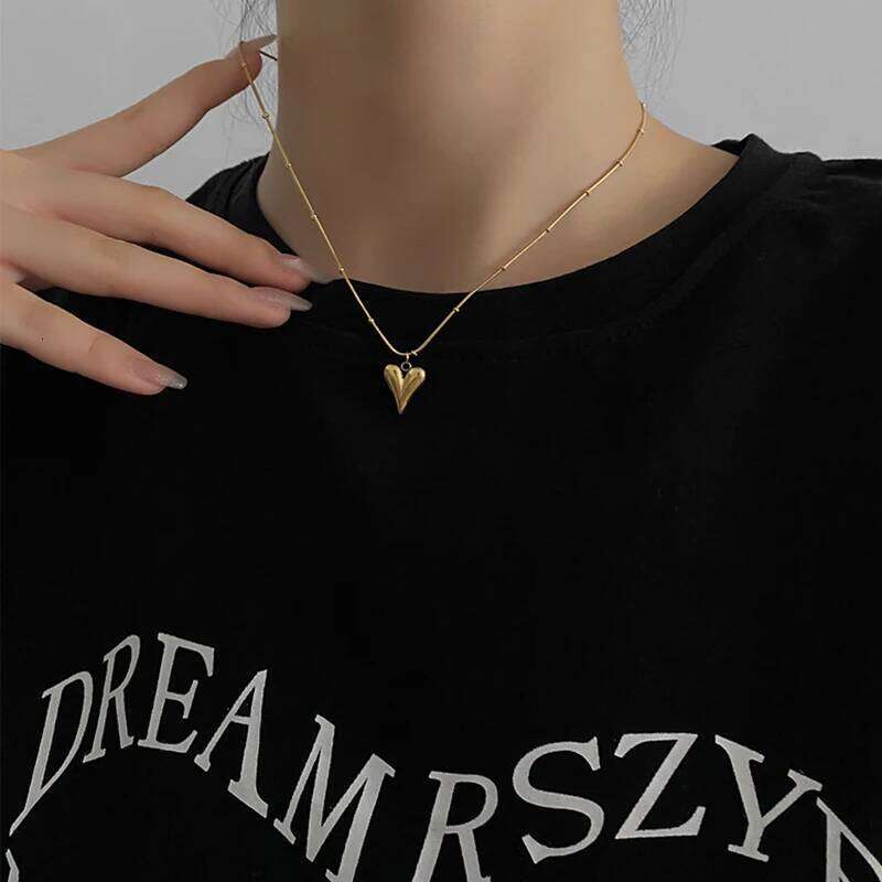 Classic Peach Heart Pendant Stainless steel Necklace Korean Fashion Jewelry Girl's Sexy Heart-shaped Clavicle Chain For Woman