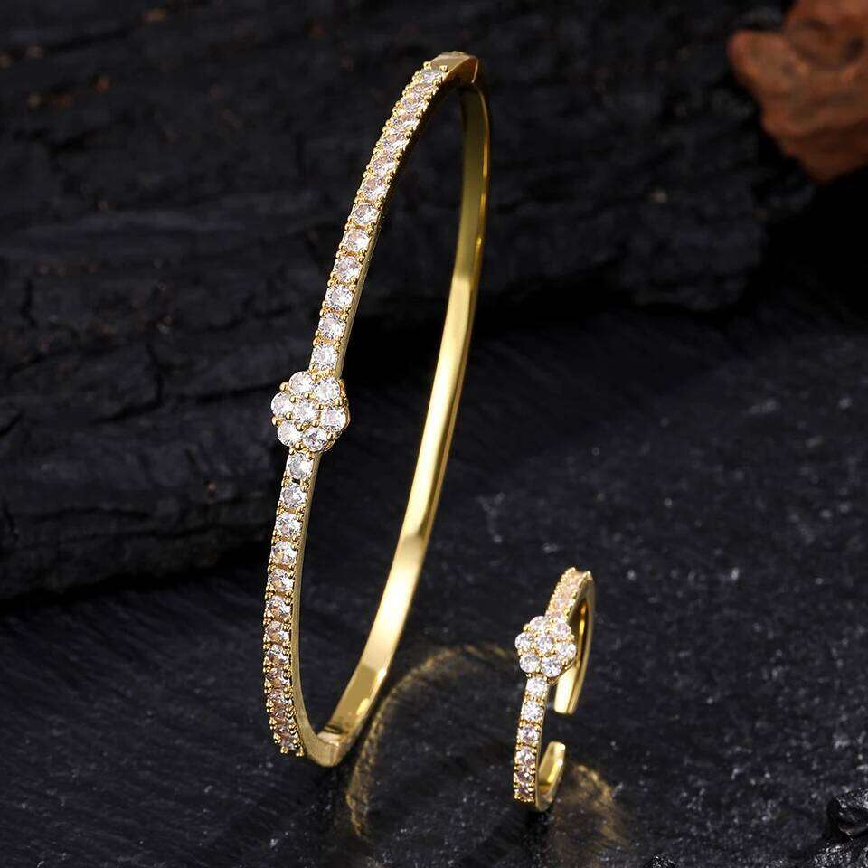 ZAKOL Clear Shiny Zircon Four-Leaf Clover Bracelet Ring Set for Women High-End Luxury Exquisite Fashion Jewelry Accessory Gift