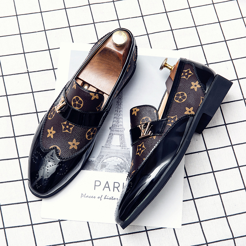 2026 summer new breathable fashion leather shoes with buckle classic printed large size formal shoes for men