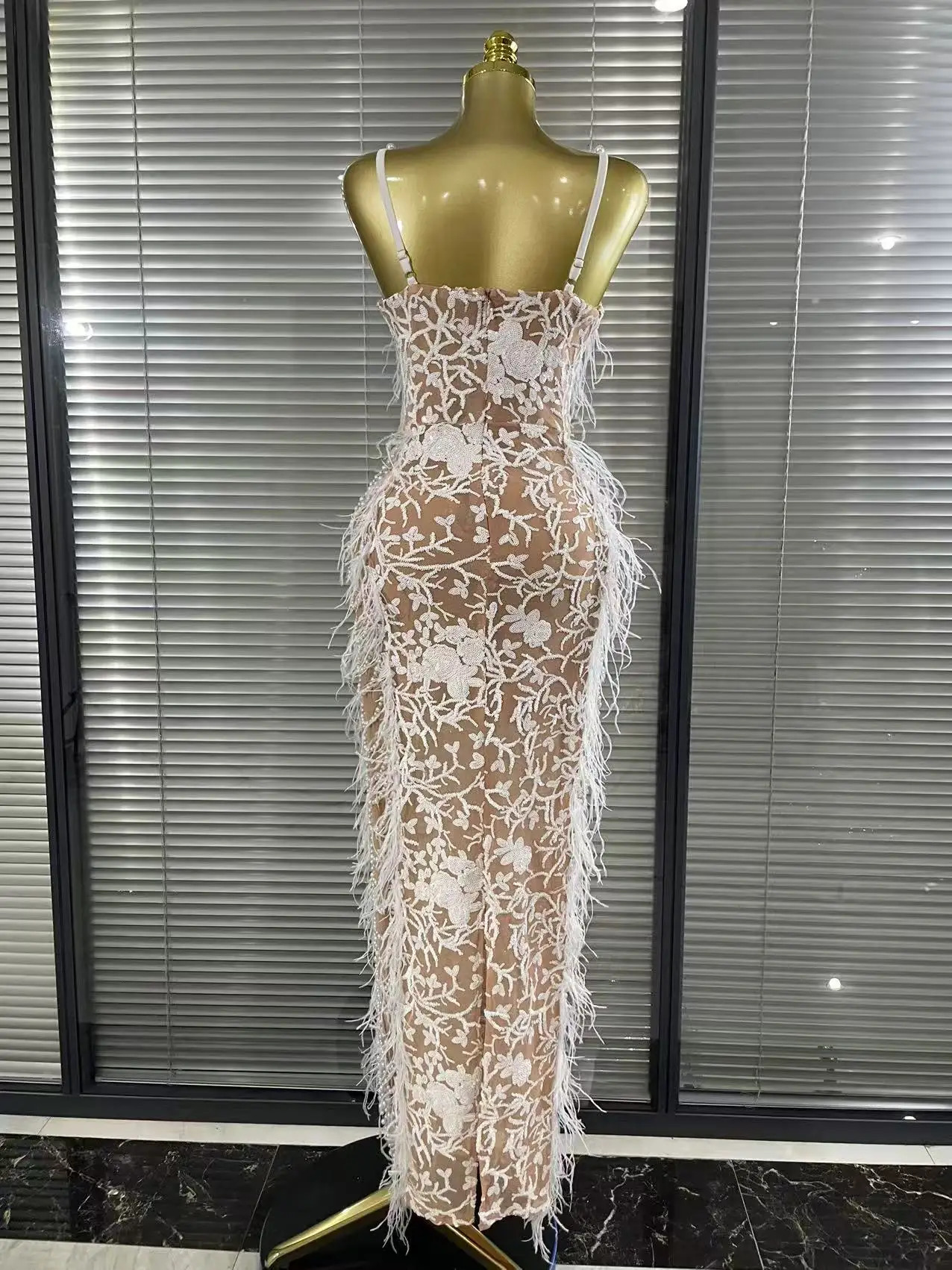 Women Sleeveless Sexy Strap Square Collar Shinning Beading Feathers Bodycon Long Dress Elegant Evening Party Wear 251217