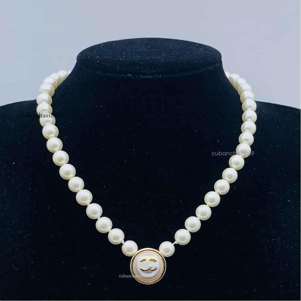 Luxury Fashion Designer Women's Pearl Pendant Necklace Jewelry Valentine's Day Christmas Gift