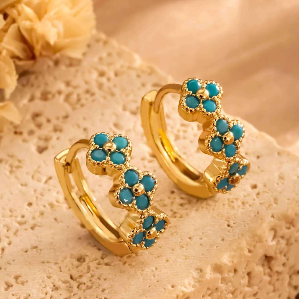 ZAKOL New Colorful Turquoise Cubic Zirconia Small Flower Hoop Earrings Exquisite Four-leaf Clover Female Earring Jewelry Gift