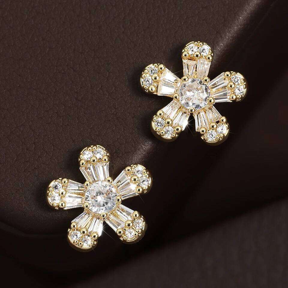 ZAKOL Brand Shiny AAA Zircon CZ Five Leaf Flower Stud Earring for Women Exquisite Engagement Birthday Jewelry Gift