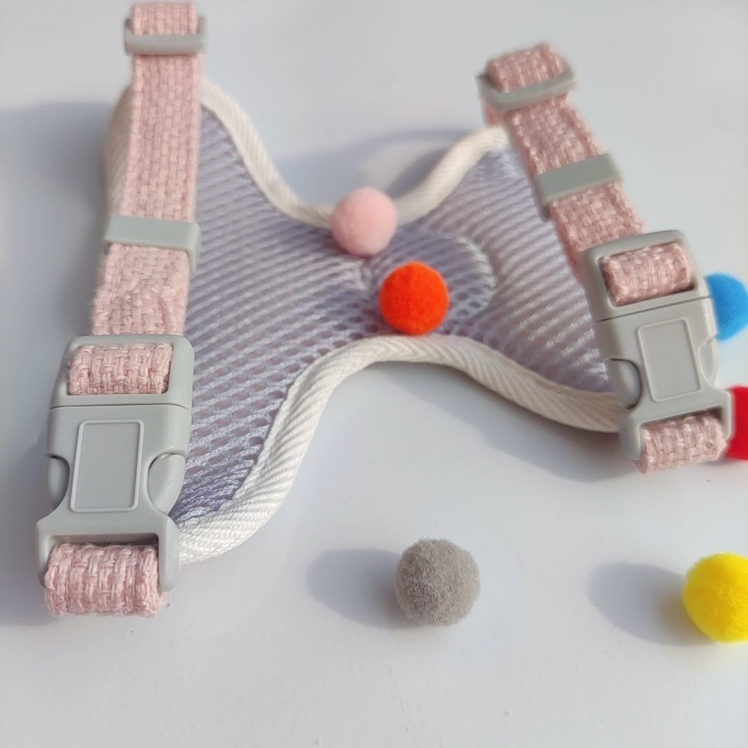 Durable Cat Dog Harness with Adjustable Leash Escape Proof Design for Pet Walking Outdoor Stretchy Rope