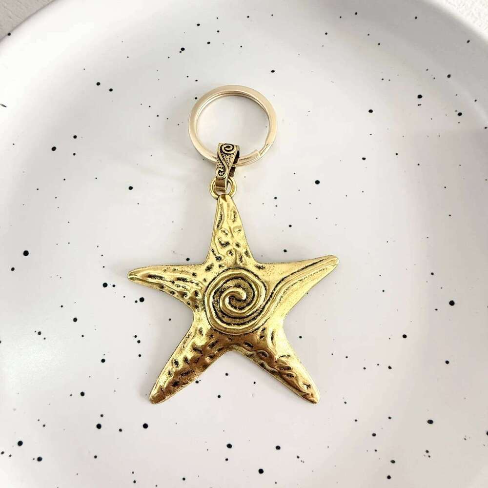 ZAKOL Y2K Starfish Pendant Retro Silver Color Plated Star Fish Charm Beach Ocean Purse Bag Keychain Women Gift