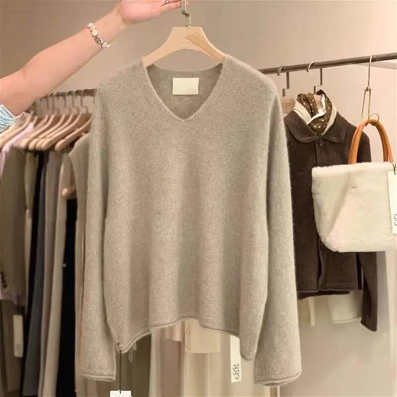 Women's Sweater Spring Autumn V-neck Long Sleeve Pullover High Quality 100% Merino Wool Knitwear Cashmere Top