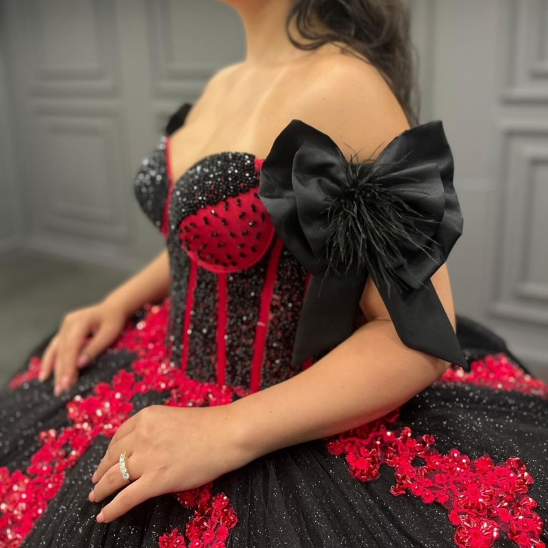 Black Shiny Quinceanera Dresses Ball Gown Off The Shoulder Red Applique Lace Beading Crystal Corset Party Birthday Sweet 16 Dres Vestidos 15 Anos