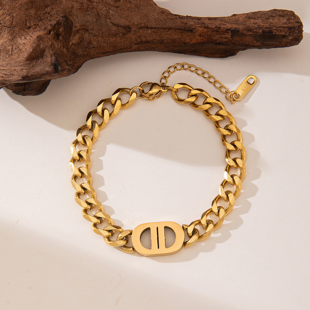 Luxury Brand Designer Jewelry European And American Internet Celebrity Gold Thick Chain Double D Letter Titanium Steel Necklace For Women Hip Hop Pers