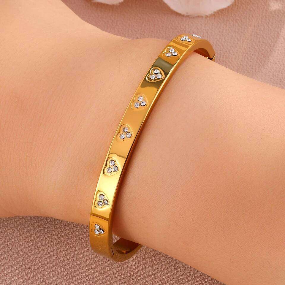 ZAKOL 18K Gold Color Stainless Steel Heart-shaped Buling Zircon Bracelet for Women Non-fading Versatile Jewelry Accessories