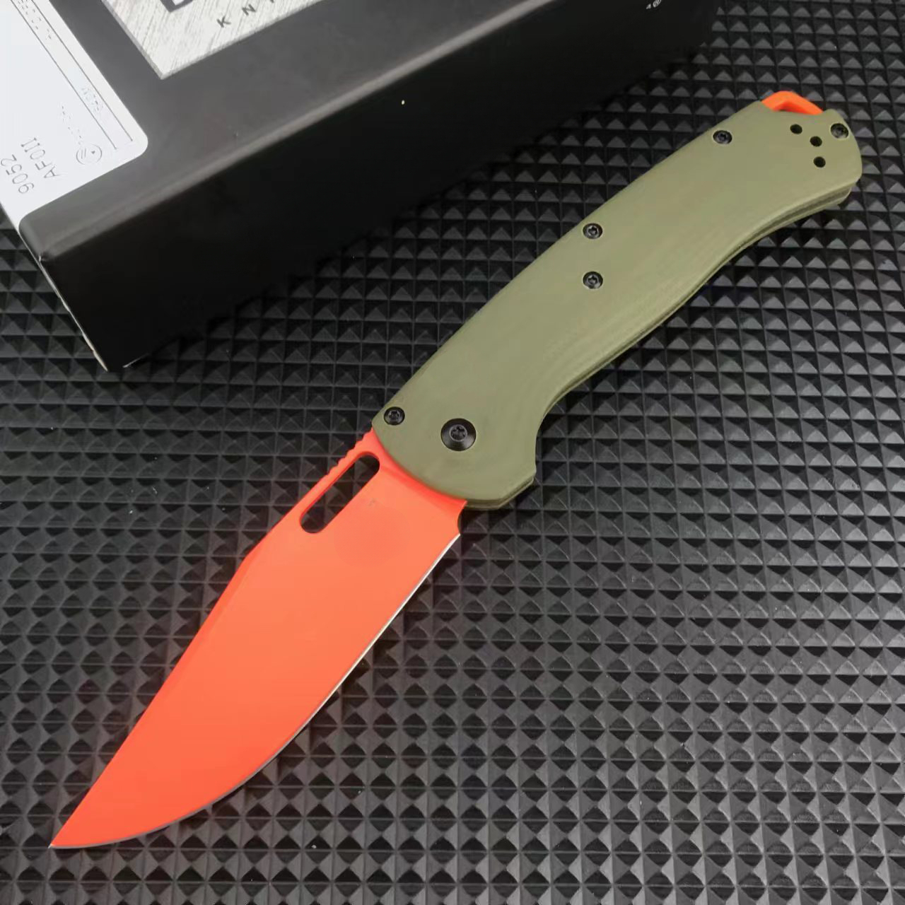 BM 15535 Knife Carbon Fiber Handle Hunting Folding Knife BENCH CPM154 Blade EDC Self Defense Pocket Multiool Knives Gitf for Men