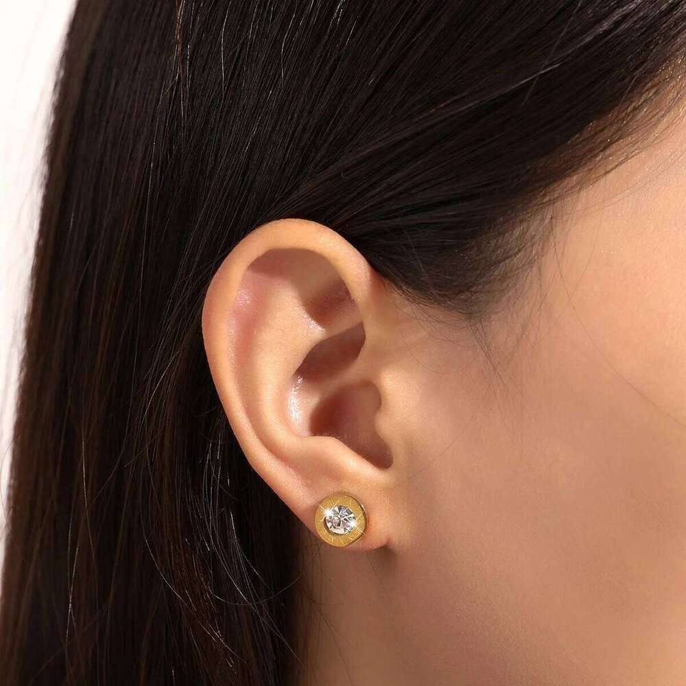 ZAKOL Fashion Stainless Steel Acrylic Crystal Stud for Women Men Roman Numerals Small Earring Accessories