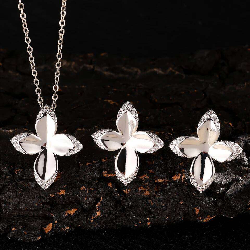 ZAKOL Luxury Copper Metal Micro-inlaid Zircon Four-leaf Flower Earring Women Wedding Party Earring/Necklace Jewelry Set