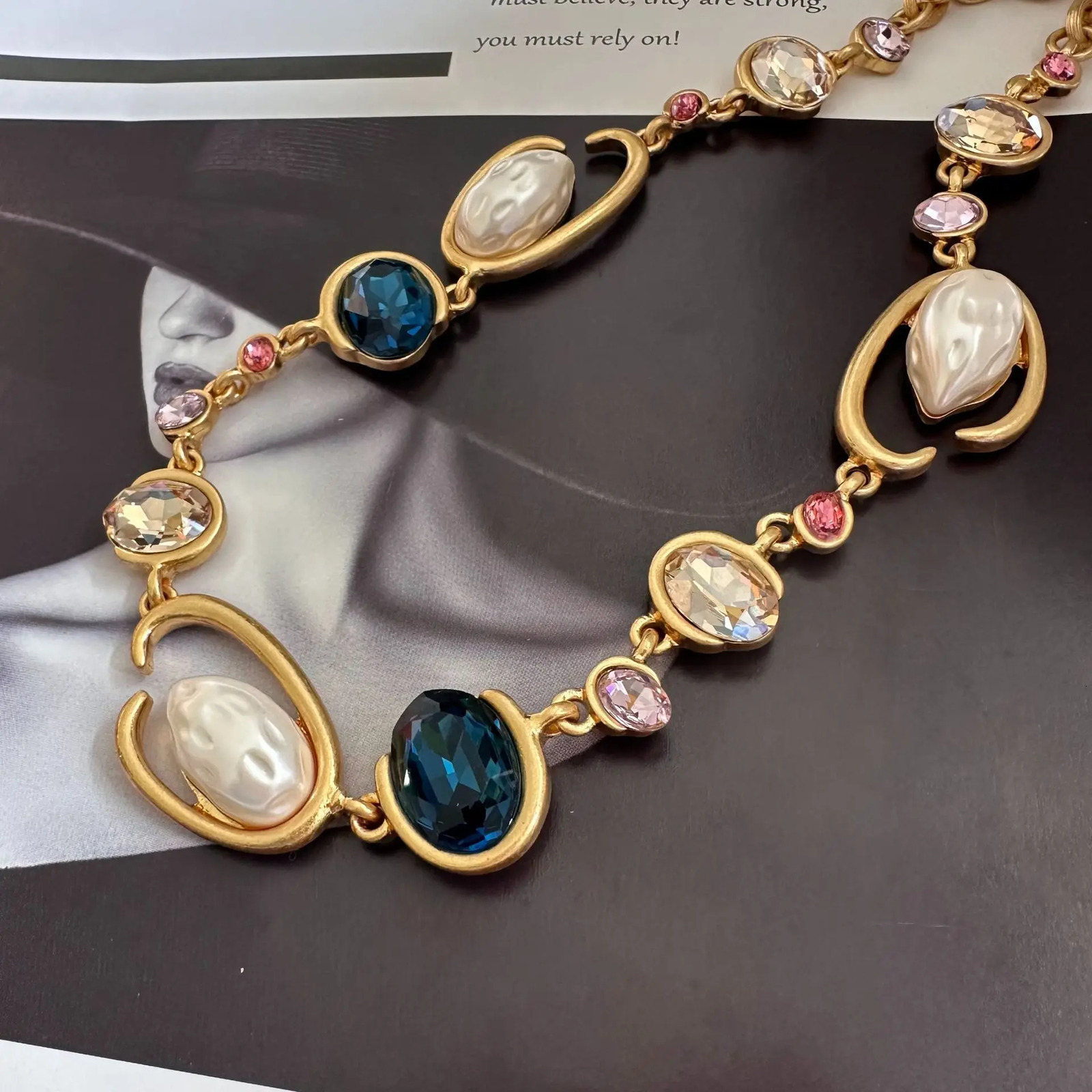 Glam O-Link Choker Rhinestone Collarbone Pendant Necklace Long Layering Chain for Women Sparkling Evening Party Jewelry 251223