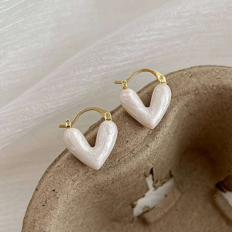 ZAKOL Korean Trendy Oil Dropping Heart V Hoop Earrings For Women Girls Fashion Elegant Metal Jewelry Gifts Wholesale