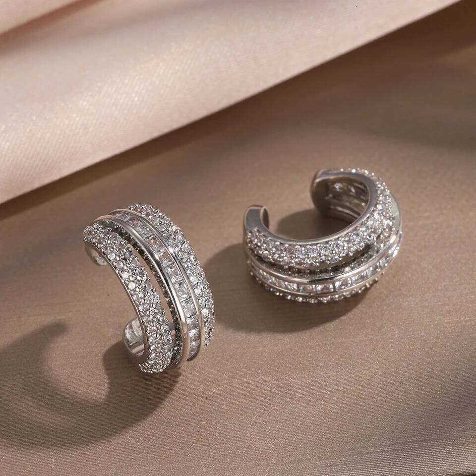 ZAKOL Luxury Chunky Shiny Crystal CZ Ear Clip Earring Fashion Iced Out Zircon Circle Hip Hop Jewelry For Women Men