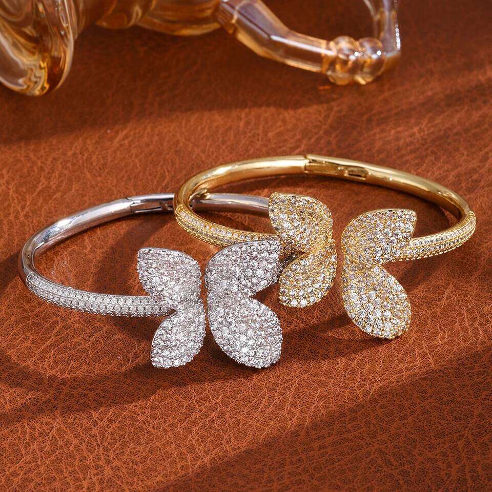 ZAKOL Buling Women's Full Zircon Butterfly Open Bracelet Shiny Starry Sky CZ Luxury Jewelry for Women Wedding Party Wear