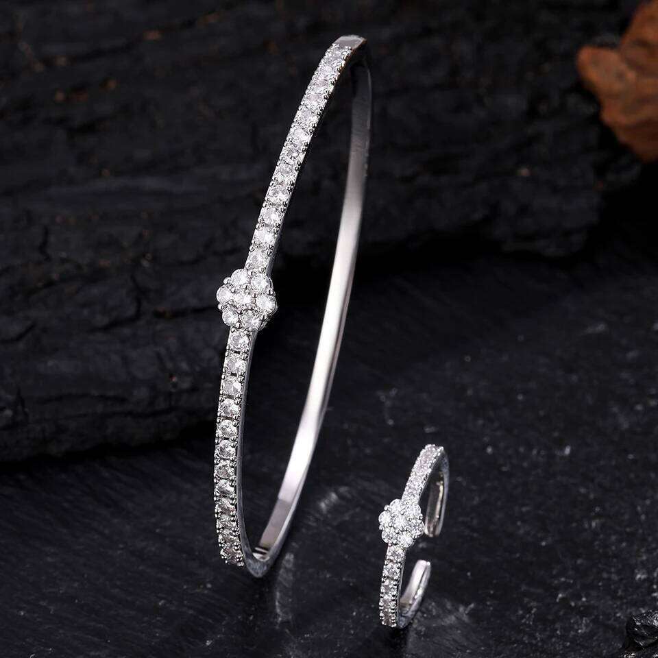 ZAKOL Clear Shiny Zircon Four-Leaf Clover Bracelet Ring Set for Women High-End Luxury Exquisite Fashion Jewelry Accessory Gift