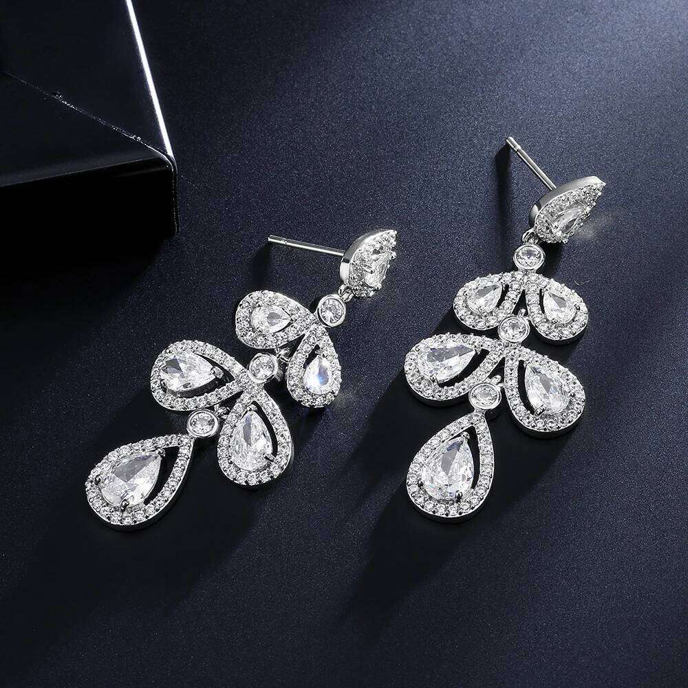 ZAKOL Elegant Marquise Leaf Shaped Drop Earrings for Women Shiny Clear Zircon Silver Color Bridal Earring Wedding Jewelry