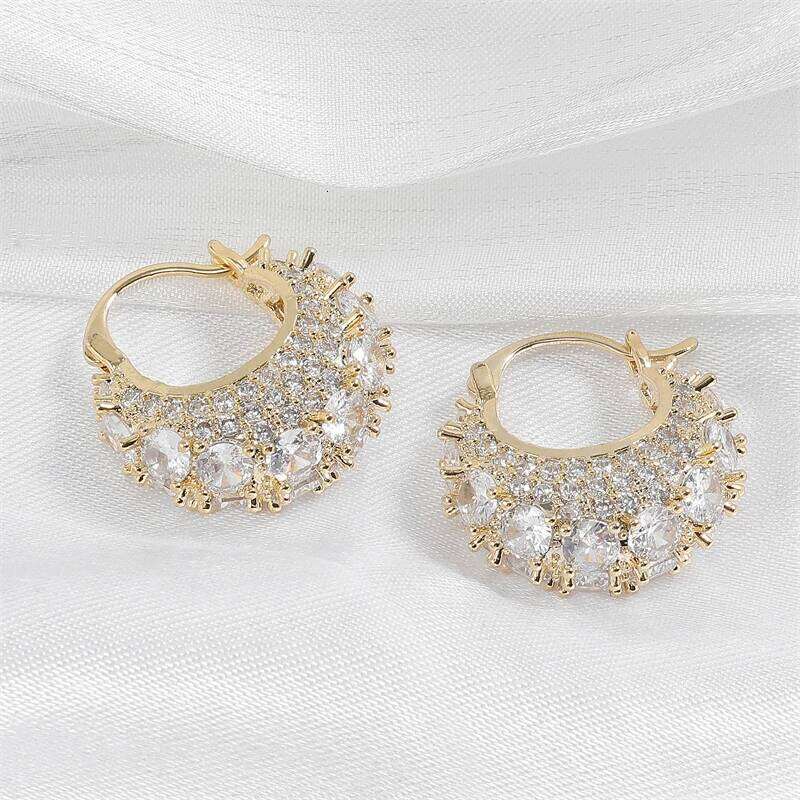 ZAKOL Sparkling Micropaved Zirconia Hoop Earrings Fashion Gold Color U-shaped Earring Party Jewelry