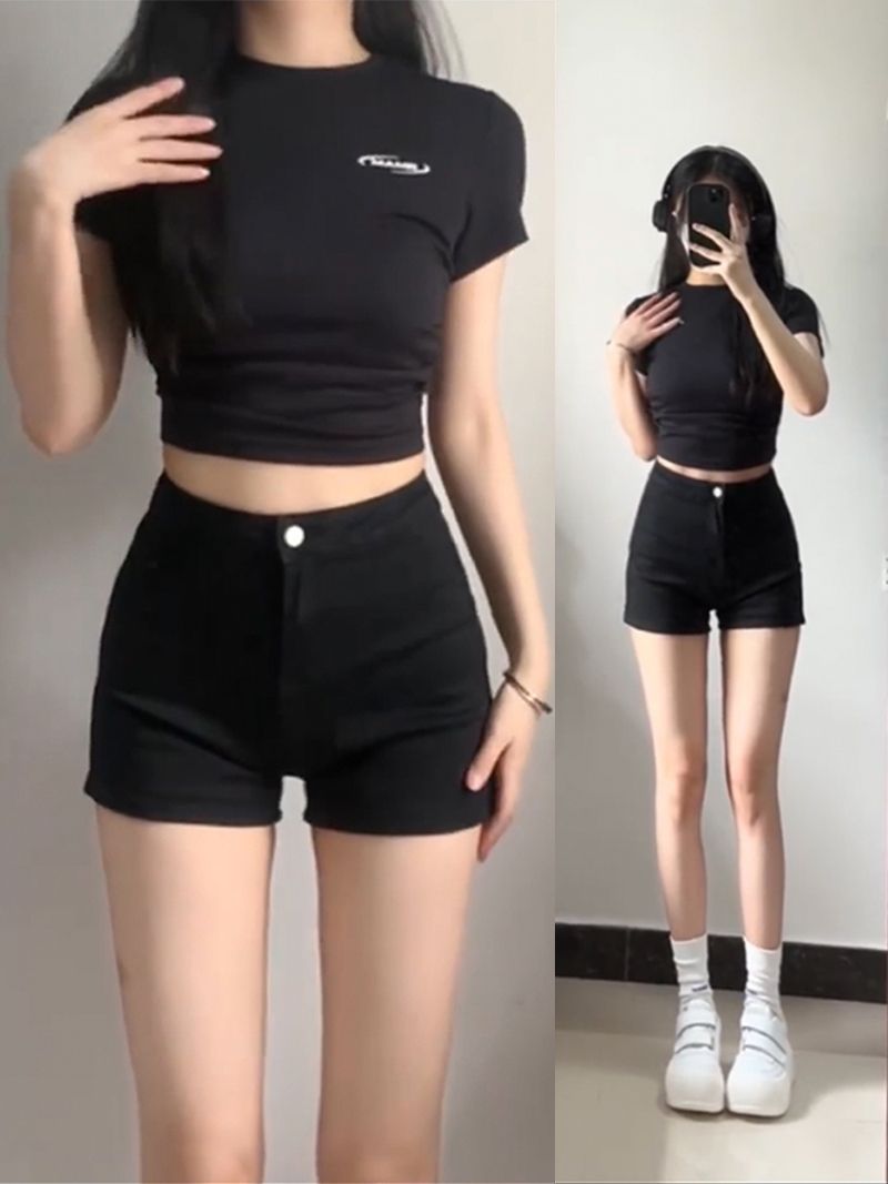 2026 Summer New Black High-Waist Tomboy Skinny Denim Shorts for Women. Ultra-Short Tight Butt-Lifting Bodycon Hot Pants.