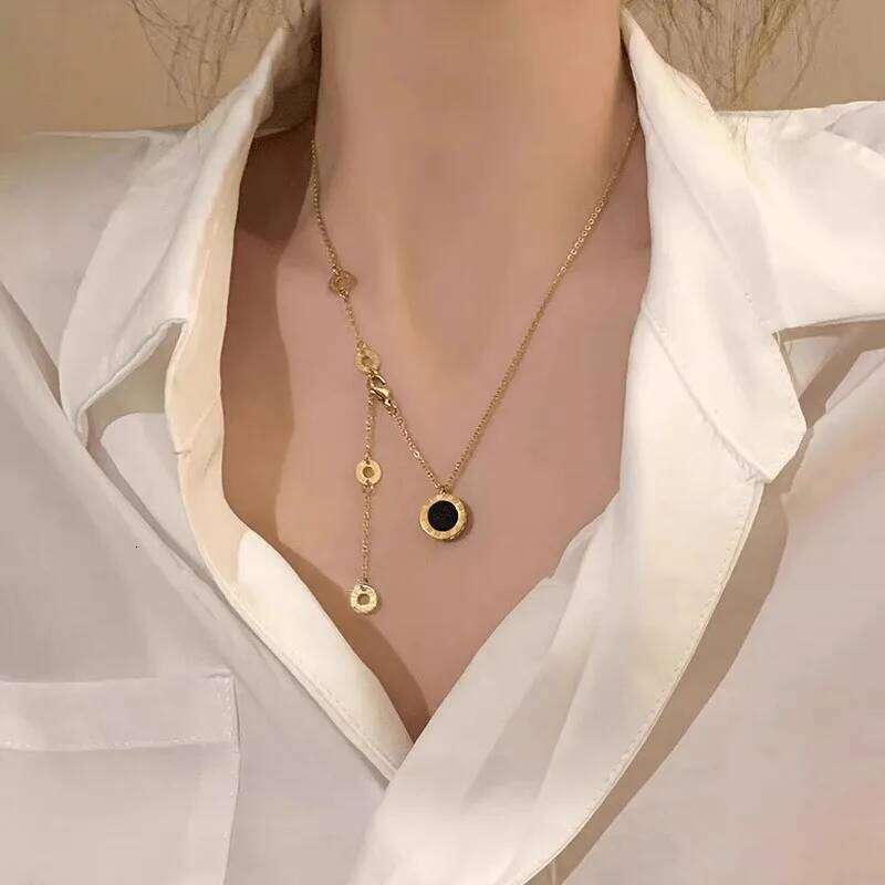 ZAKOL Roman Numerals Disc Dial Plate Pendant Necklaces For Women Men Unisex Gold Color Metal Choker Clavicle Chain Jewelry Gifts