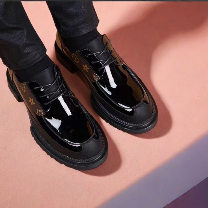 Free delivery designer shoes Business and leisure thick soled men's British formal wear breathable glossy men's shoes